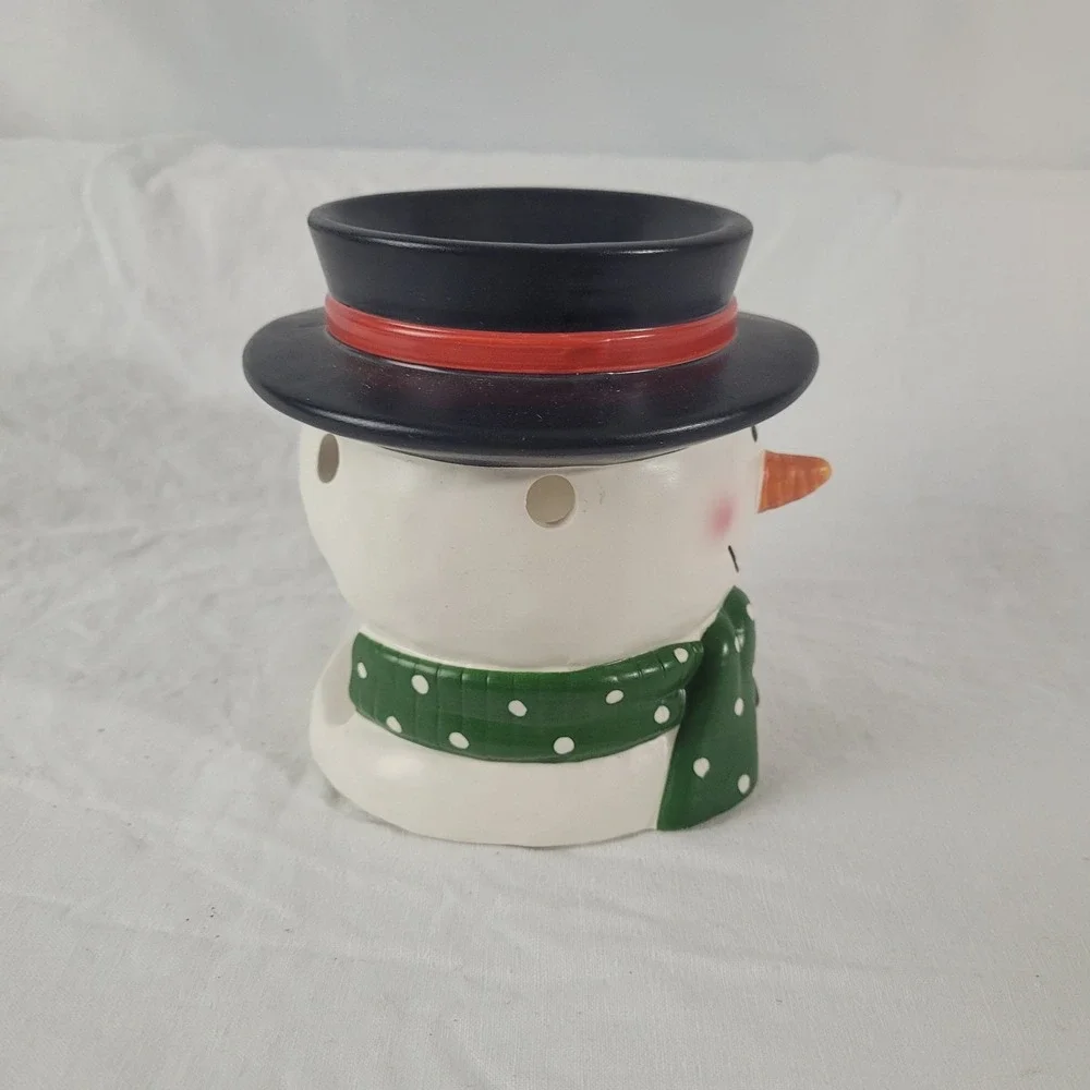 Yankee Candle Snowman Tart/Wax Warmer